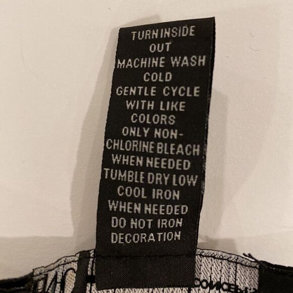 ❤️Last Chance INC International Concepts animal print  sequined top size L - Picture 6 of 8